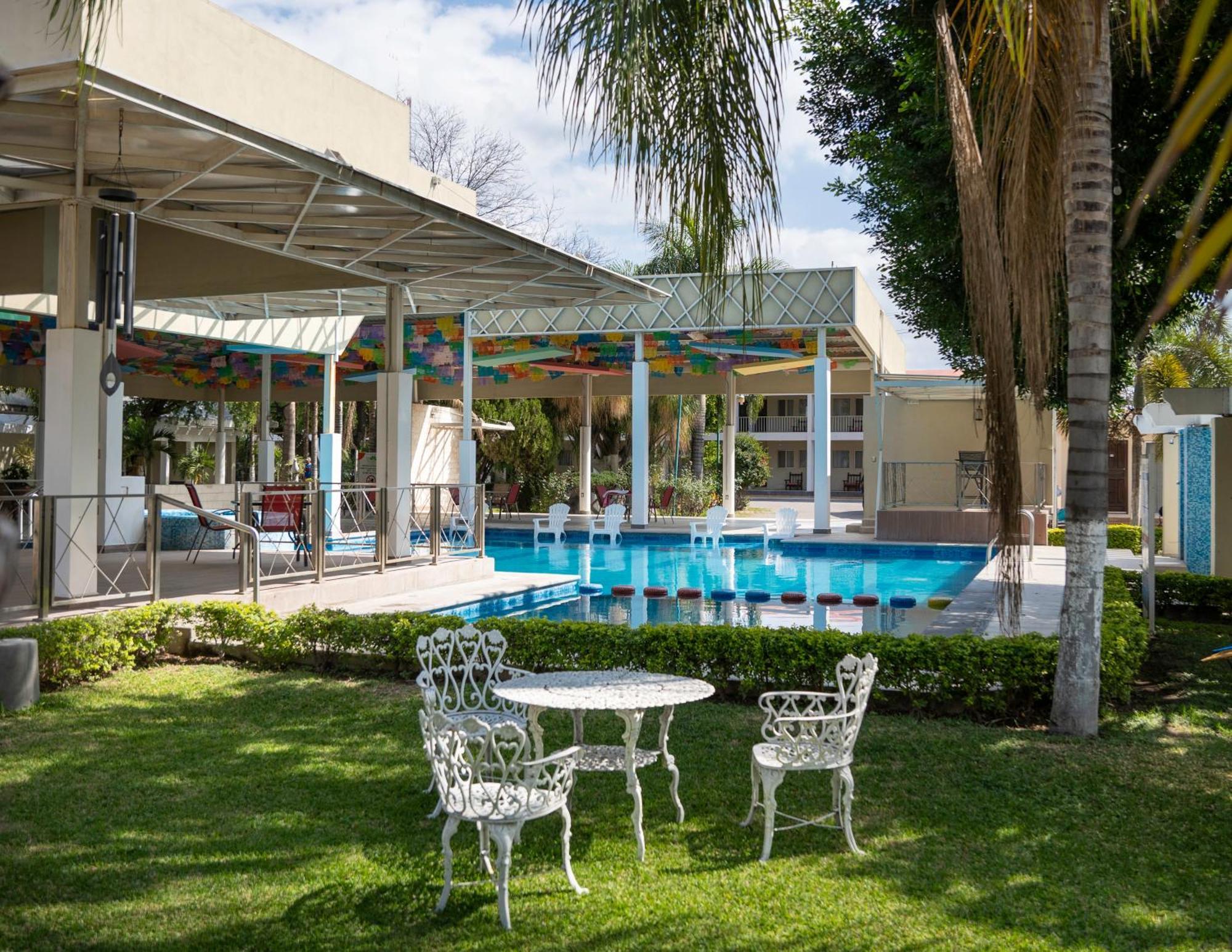 Hotel Maria Dolores Río Verde Exterior photo